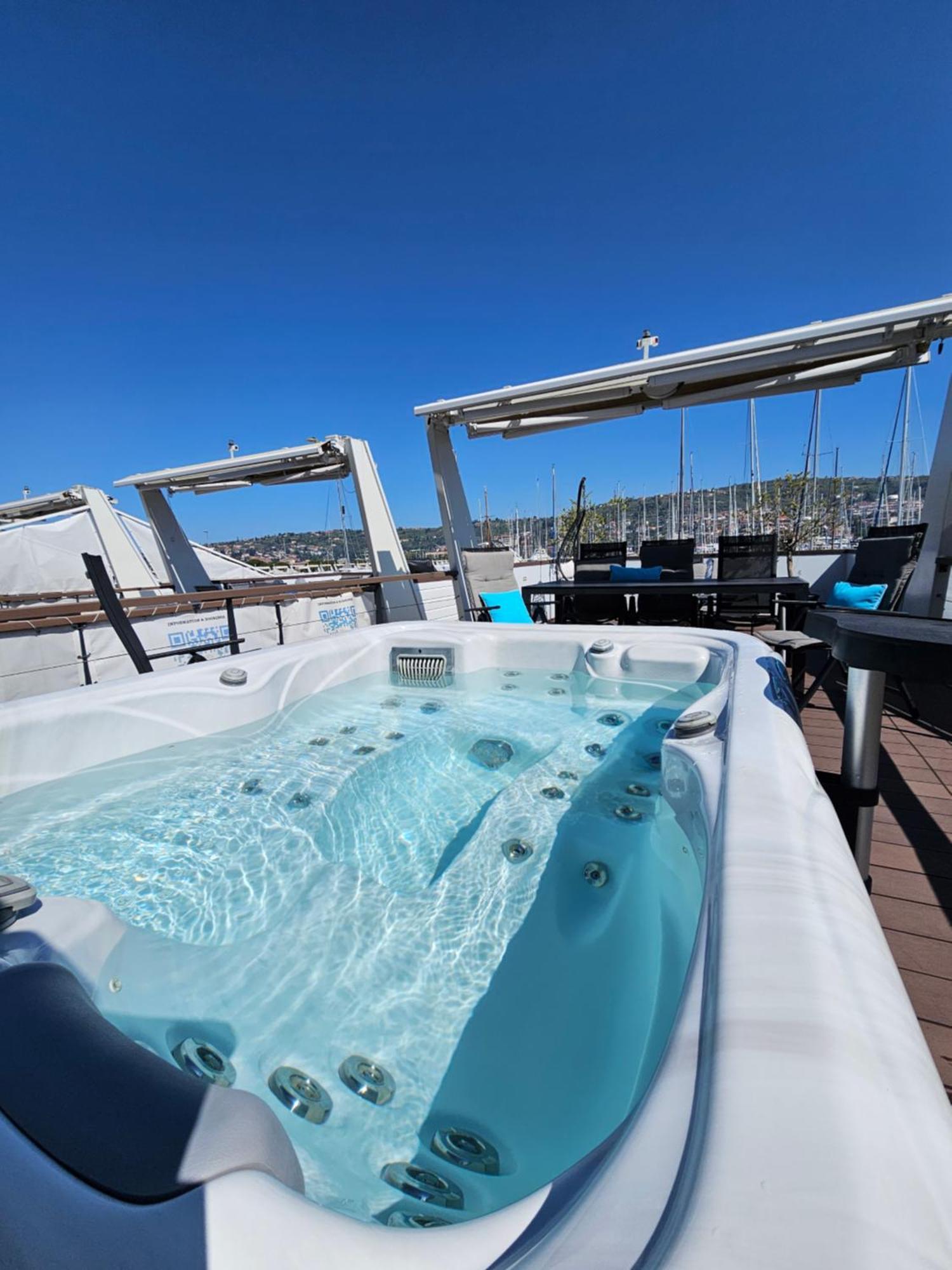 Floating Sea House - Vital Lux Portoroz Bagian luar foto