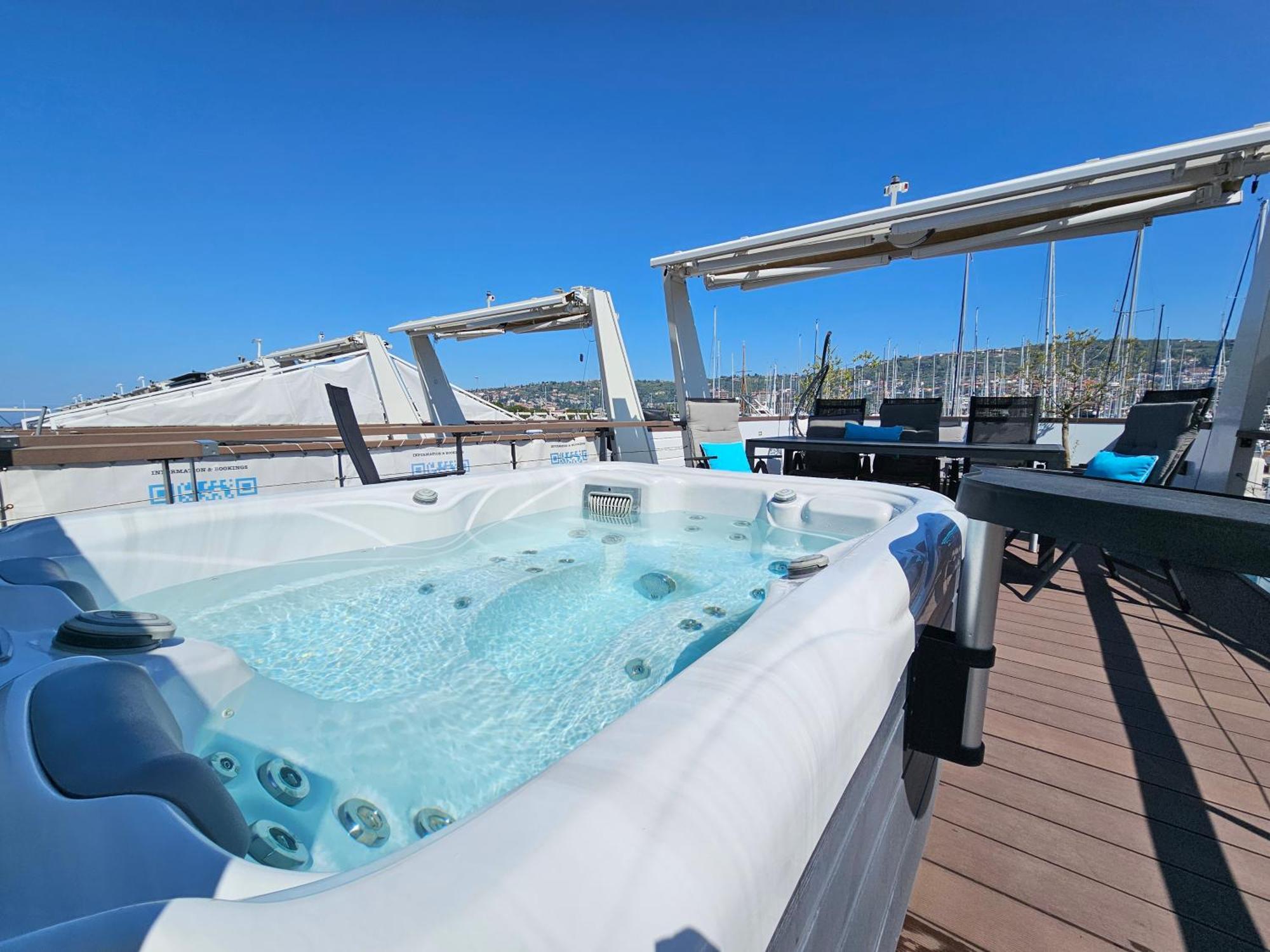 Floating Sea House - Vital Lux Portoroz Bagian luar foto